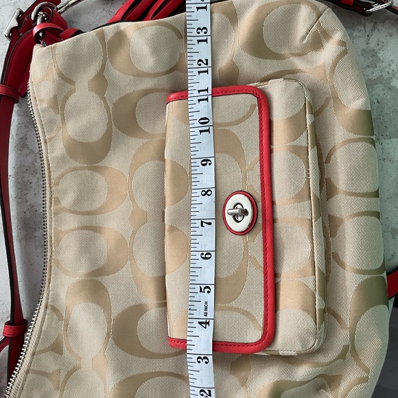 Coach crossbody hobo style purse - Picture 11 of 11